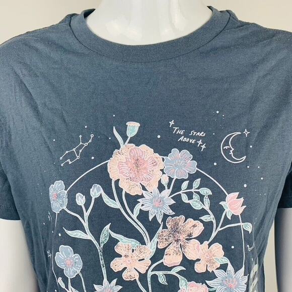 New Grayson Threads Juniors Sz Small Celestial Flowers Tee Shirt Top Gray NWT - Picture 4 of 8
